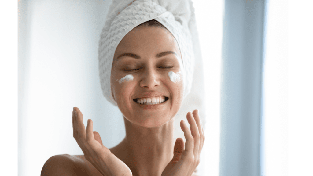 10 creme antirughe efficaci da includere nella tua routine dopo i 35 anni 5 Mujer crema antiarrugas