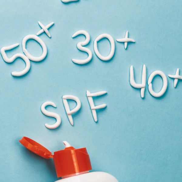 9 Creme solari viso con protezione UVA/UVB idratanti